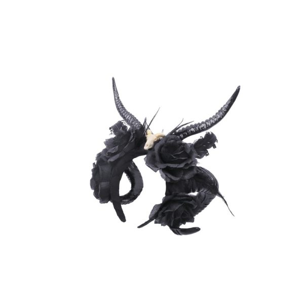 Dark In Love Kornelia Horns