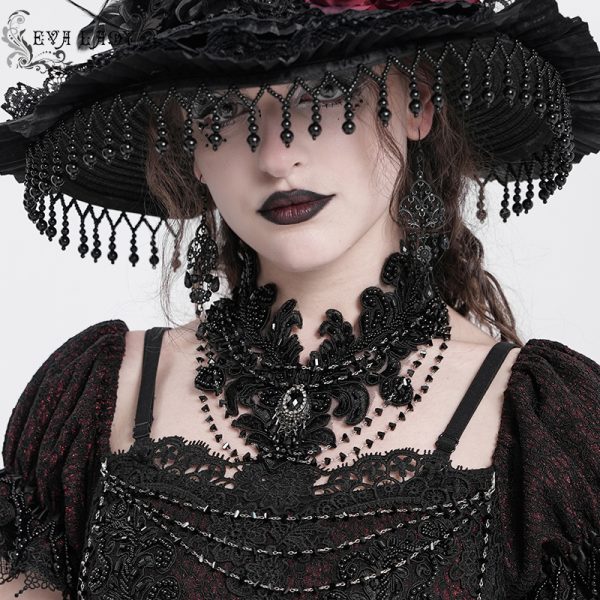 Evil Lady Vespera Gothic Lace Necklace