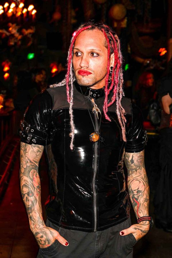 Men's Short Sleeve Vinyl and Mesh Buckle Shirt