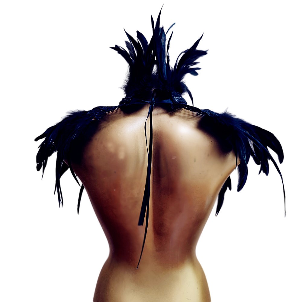 SaiSai Fiona Feather Shoulder Piece