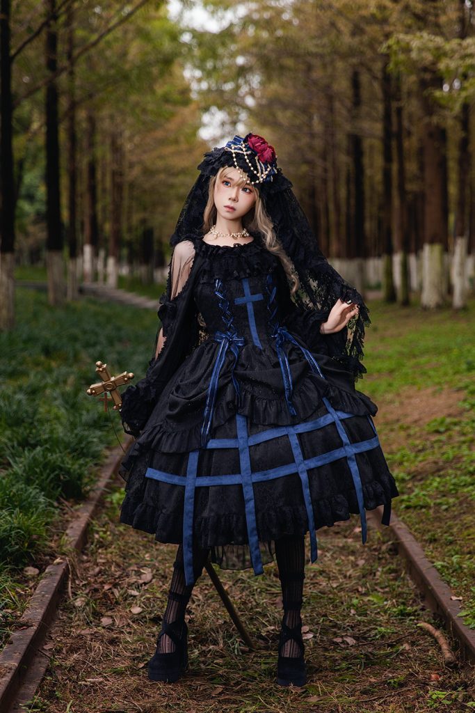 Infanta Lilith Cage Lolita Dress